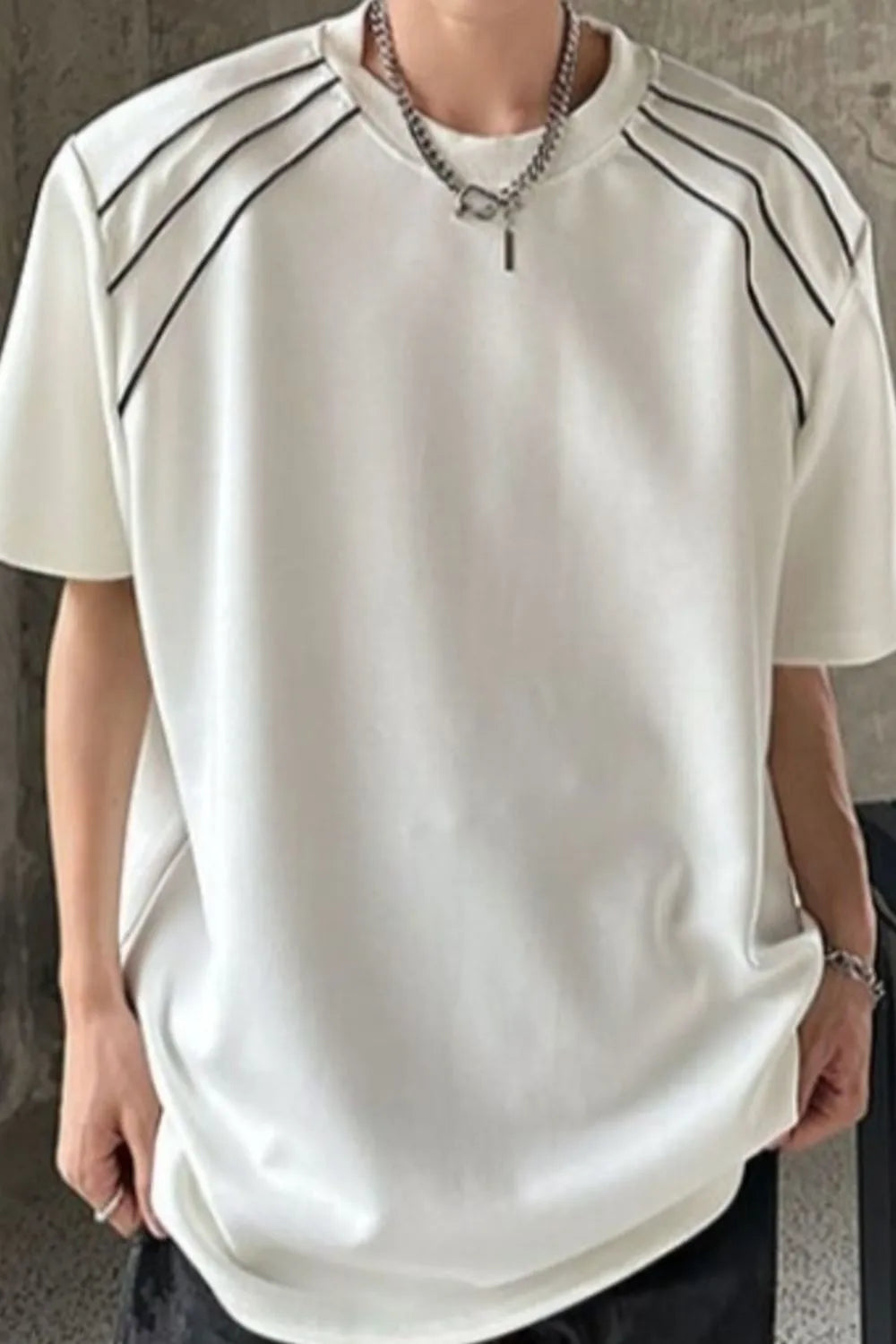 Men's Plus Size Oversized Round Neck T-Shirt with Contrast Shoulder Stripes