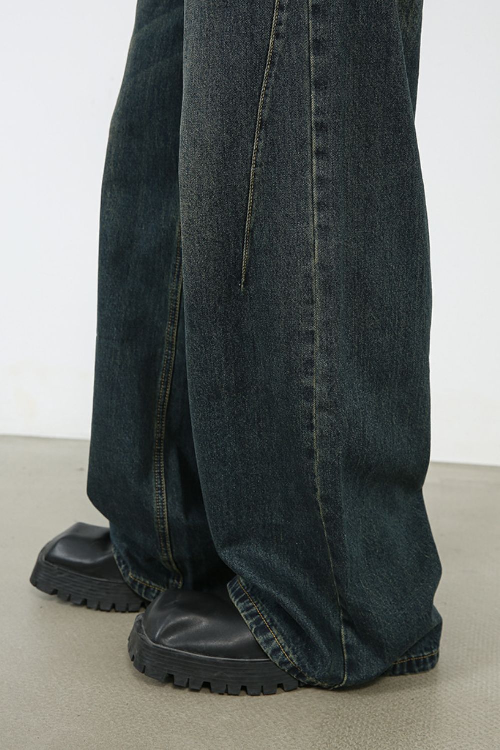 Men's Loose Fit Jeans