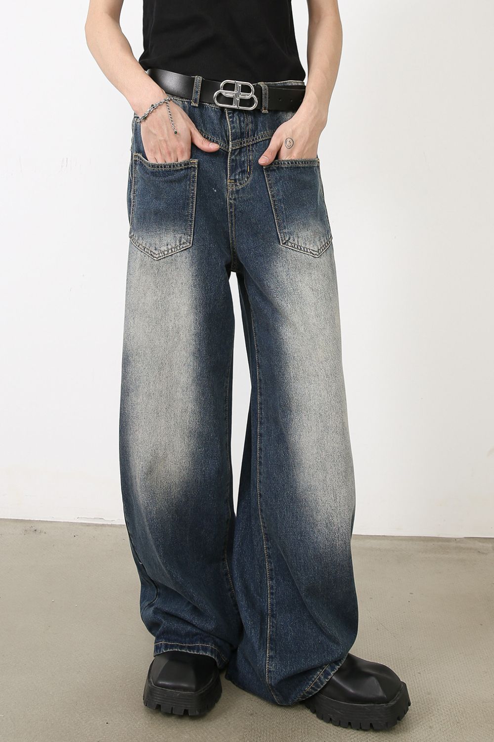Men's Wide Leg Jeans