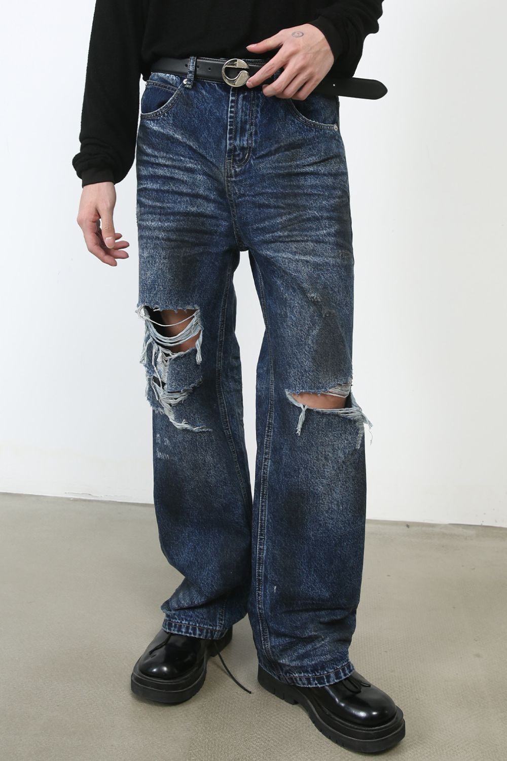 Men's Distressed Jeans with Pockets