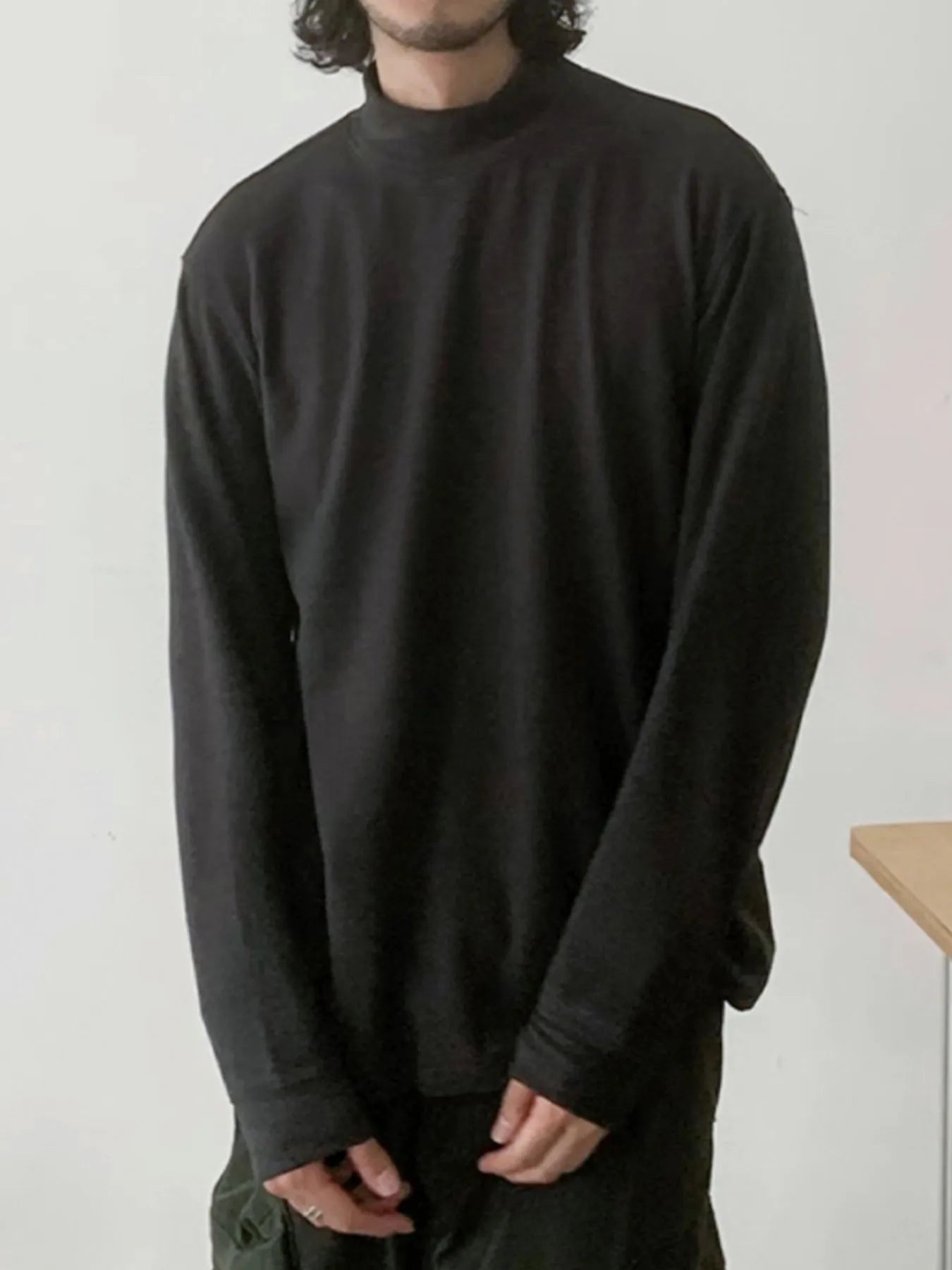 Men's Mock Neck Long Sleeve Top