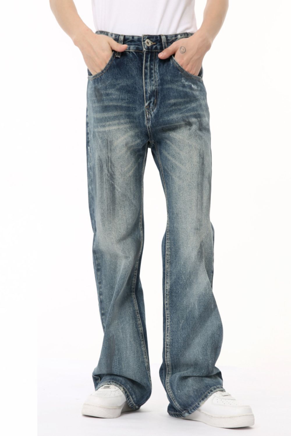 Cat's Whiskers Jeans with Pockets