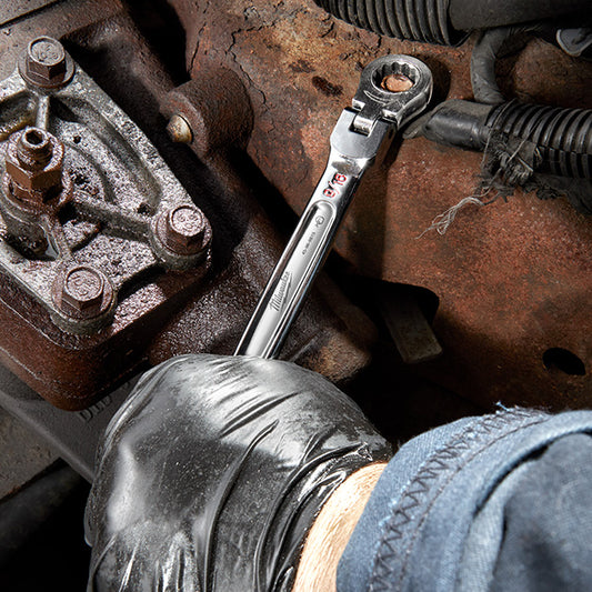 Milwaukee 144-Position Flex-Head Ratcheting Wrench Set SAE and Metric 30-Piece