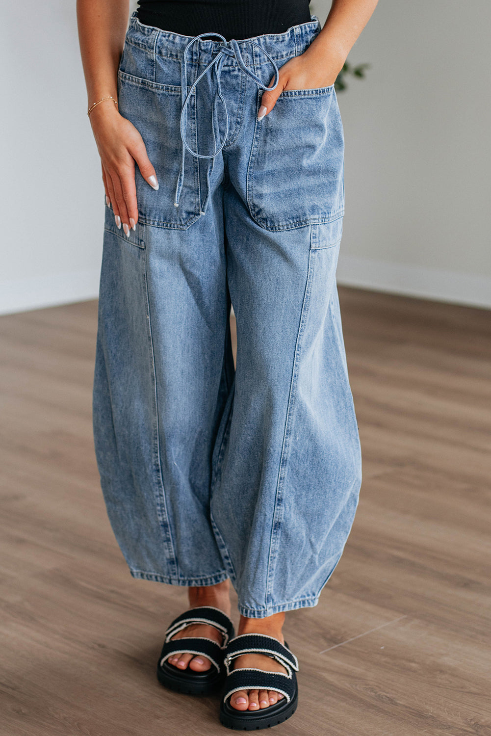 Myosotis Large Patch Pocket Drawstring Paperbag Waist Barrel Jeans 