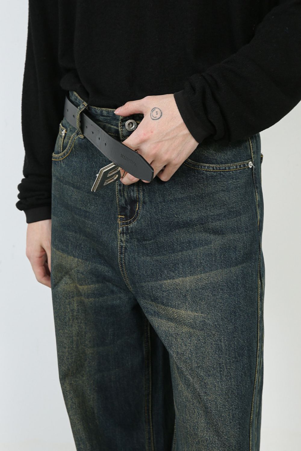 Men's Loose Fit Jeans