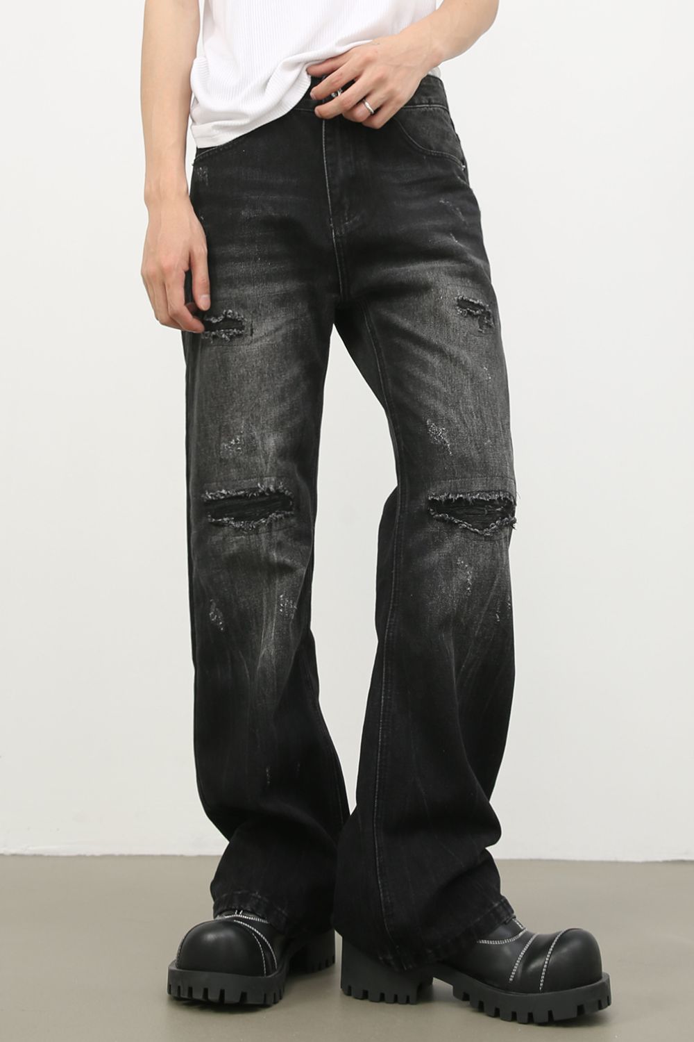 Men's Distressed Jeans with Pockets