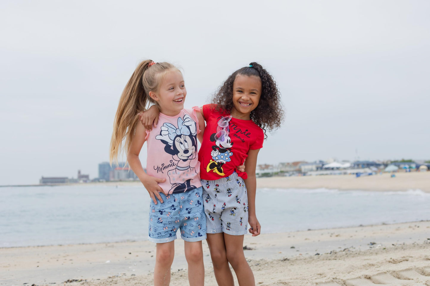 Disney Minnie Mouse Toddler Girls Graphic T-Shirt and Shorts Outfit Set Light Pink/Light Blue 3T