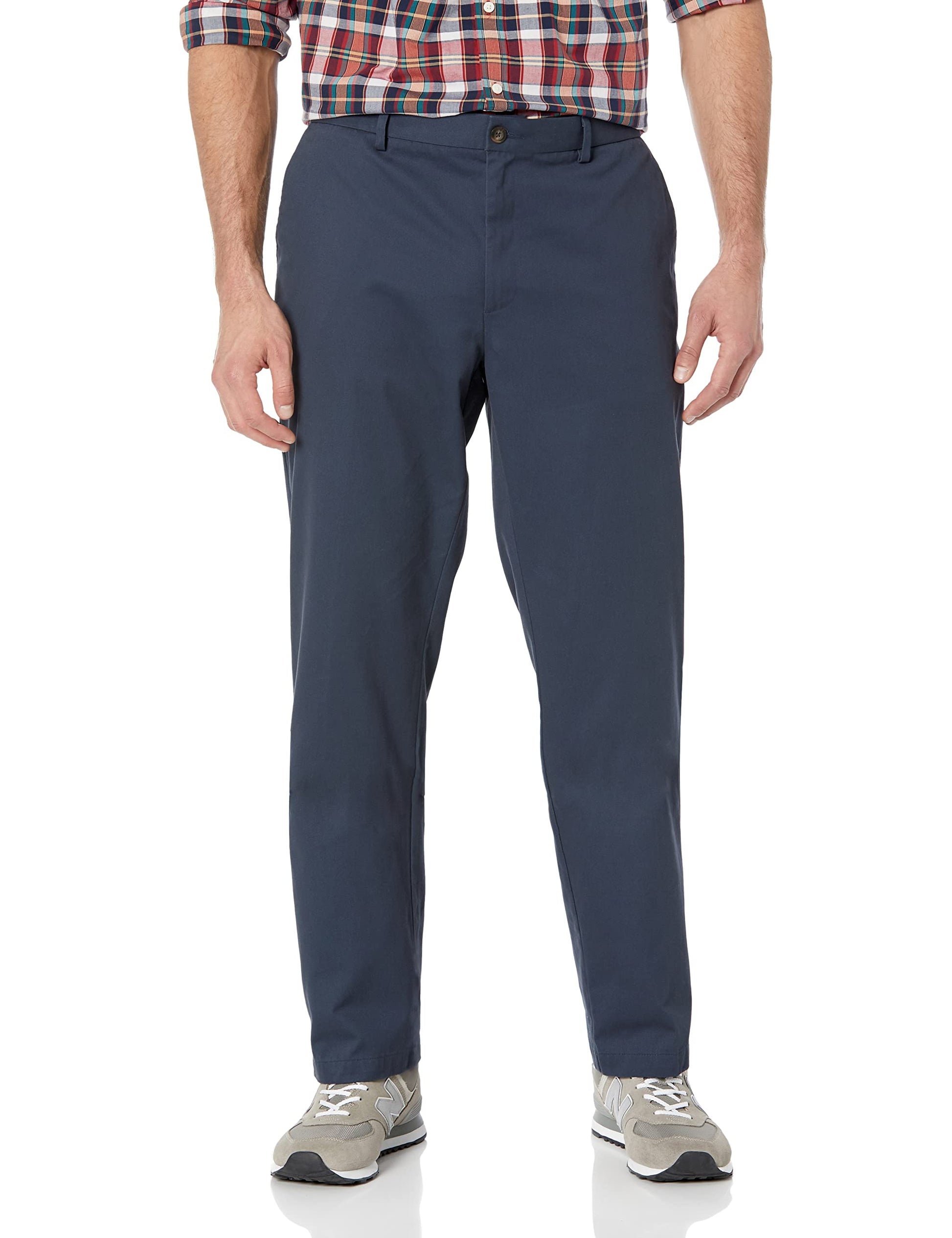  Men's Straight-Fit Wrinkle-Resistant Flat-Front Chino Pant, Black, 28W x 28L