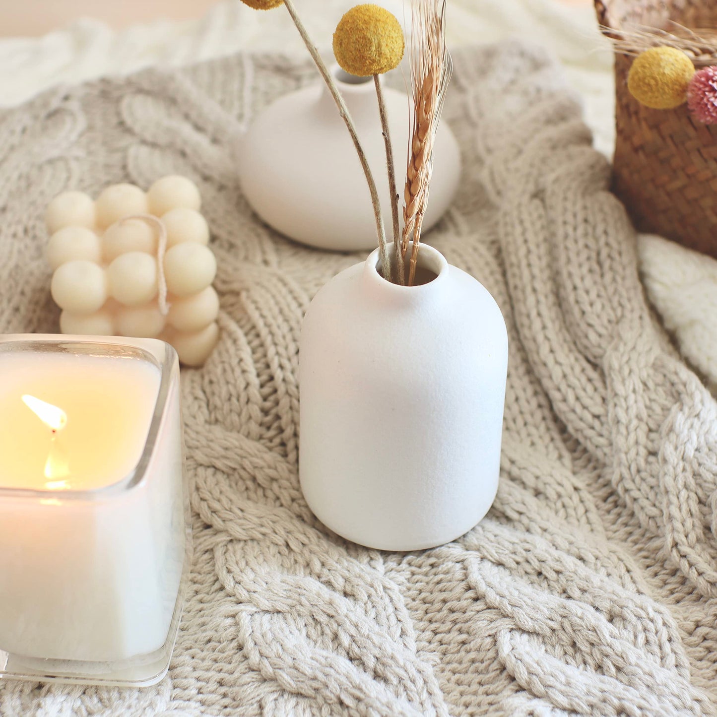 Carrot's Den - Set of 6 White Mini Ceramic Vases for Home Decor