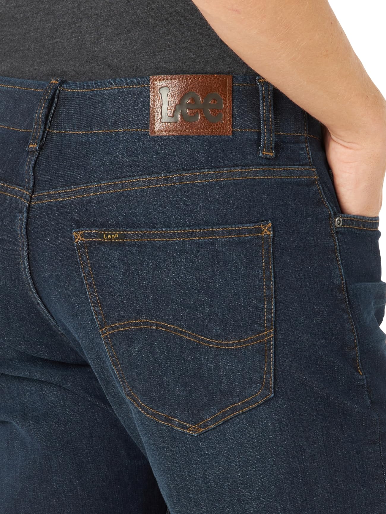 Lee Men's Extreme Motion Straight Taper Jean Cougar 34W x 30L