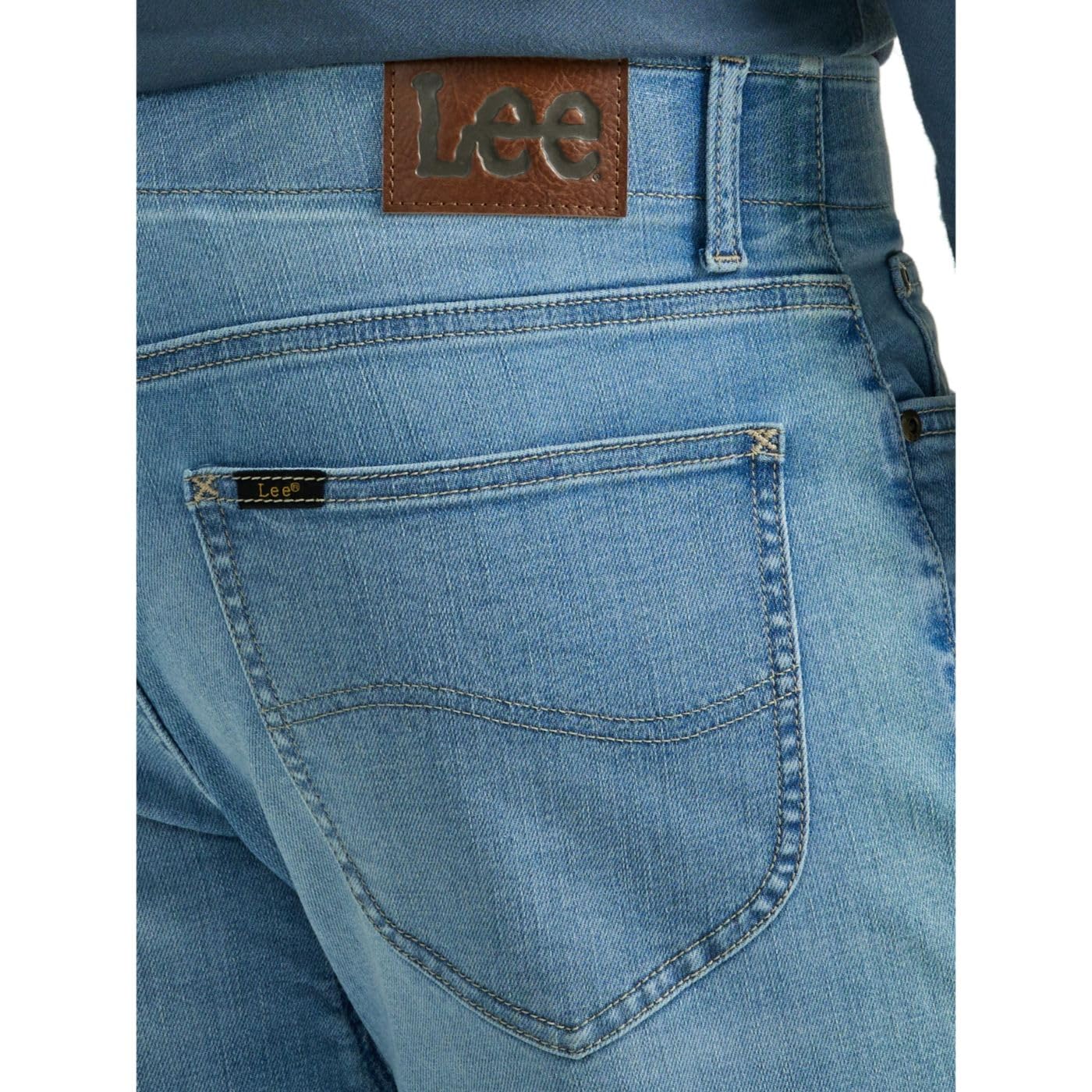 Lee Men's Extreme Motion Straight Taper Jean Cougar 34W x 30L