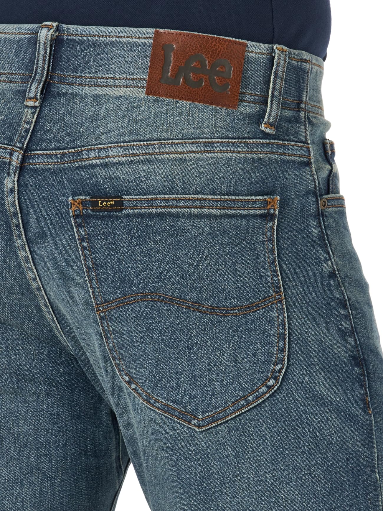 Lee Men's Extreme Motion Straight Taper Jean Cougar 34W x 30L