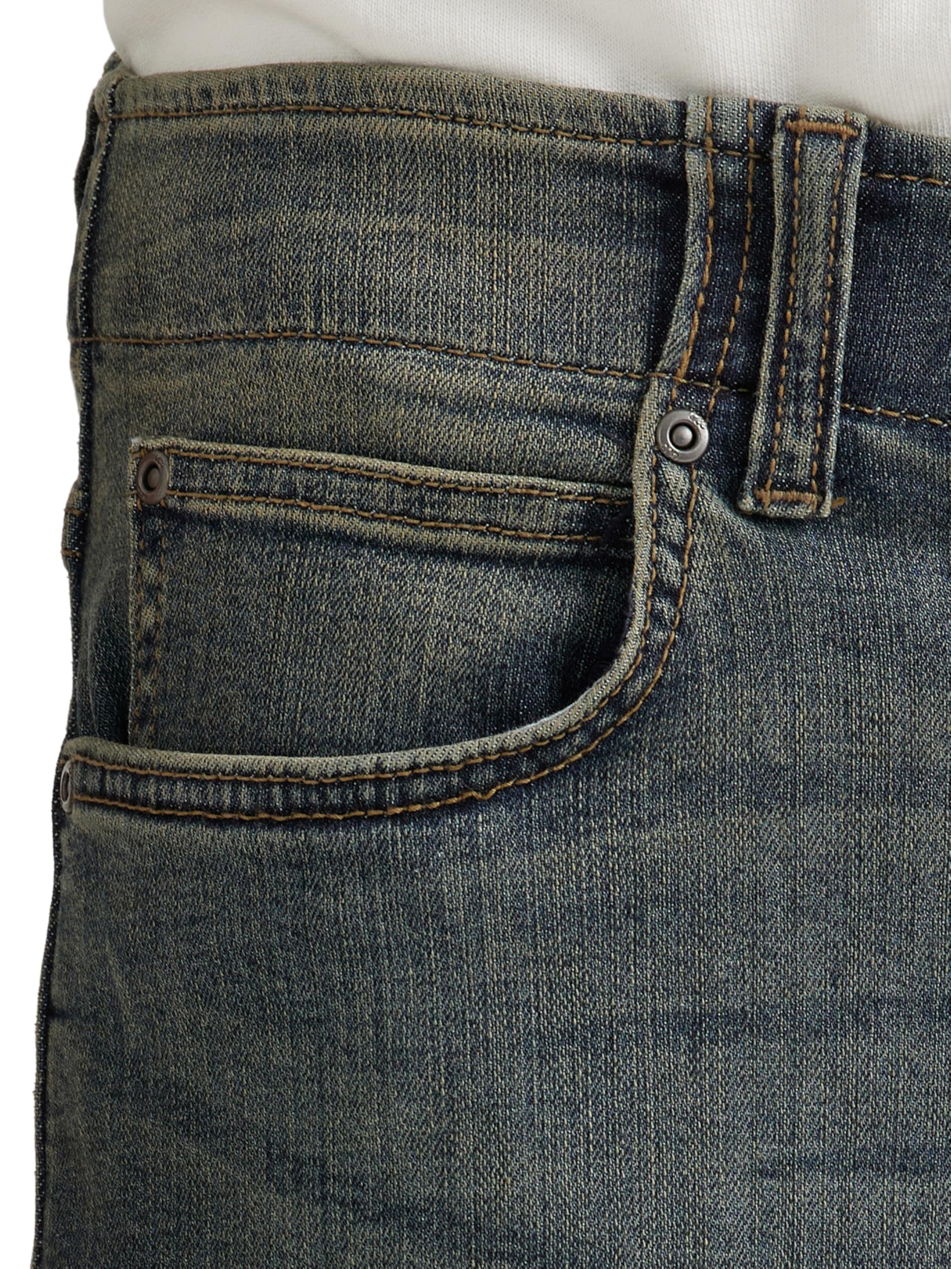 Lee Men's Extreme Motion Straight Taper Jean Cougar 34W x 30L