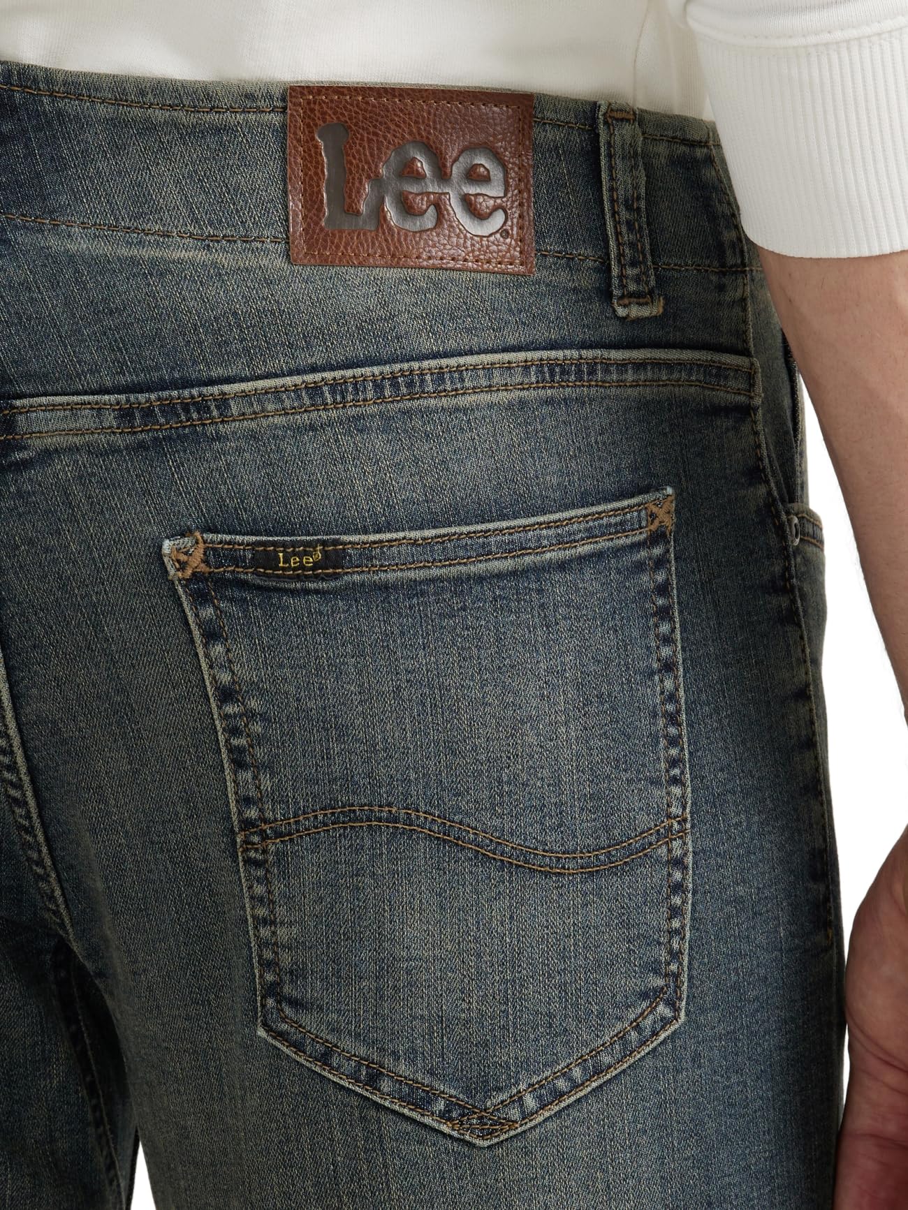 Lee Men's Extreme Motion Straight Taper Jean Cougar 34W x 30L