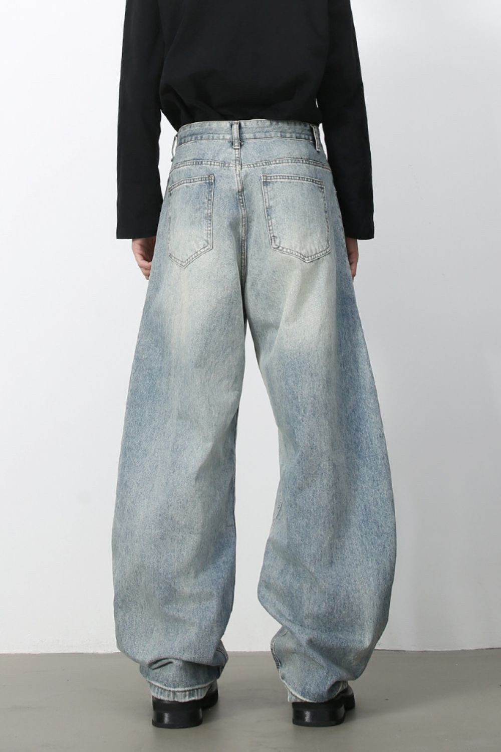 Men's Wide Leg Cargo Jeans