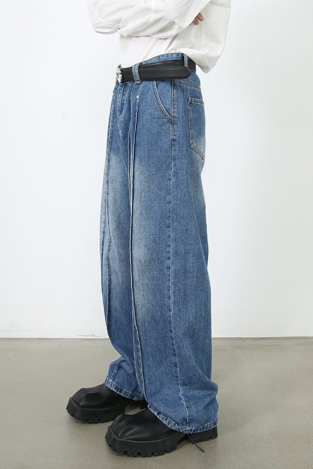 Men's Loose Fit Jeans