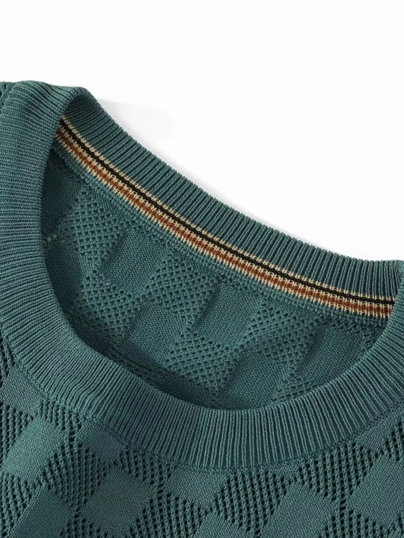 Men's Full Size Checkered Round Neck Short Sleeve T-Shirt Plus Size