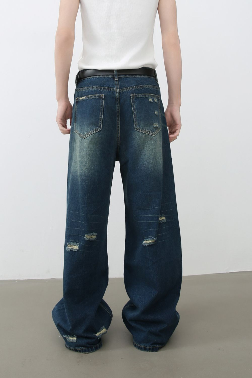Men's Distressed Wide Leg Jeans