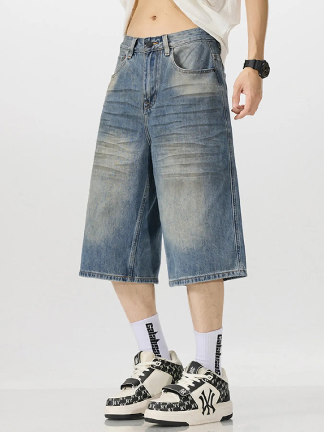 Men's Vintage Wash Wide-Leg Capris Jeans